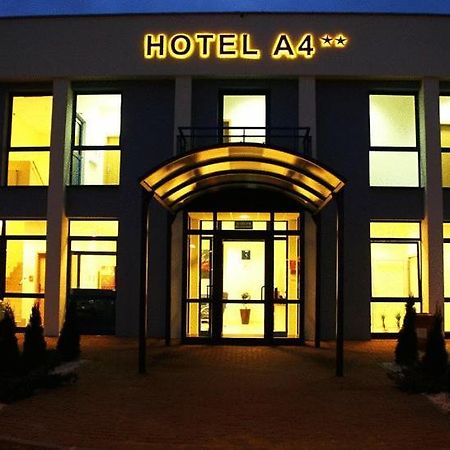 Hotel A4 Mop Kepnica Jaworzno Bagian luar foto